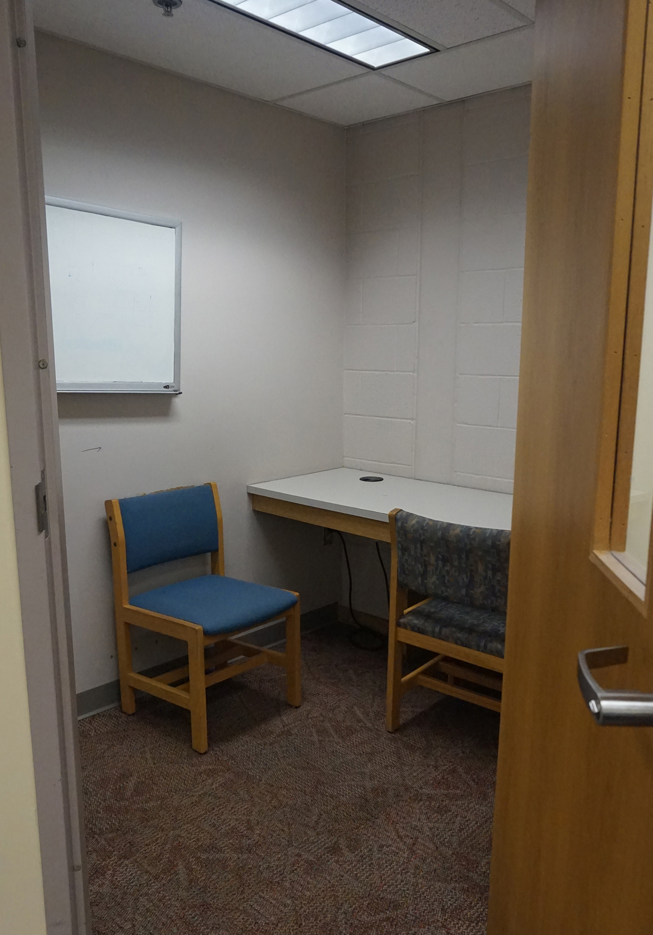 North Carroll Tutor Room with seating for two